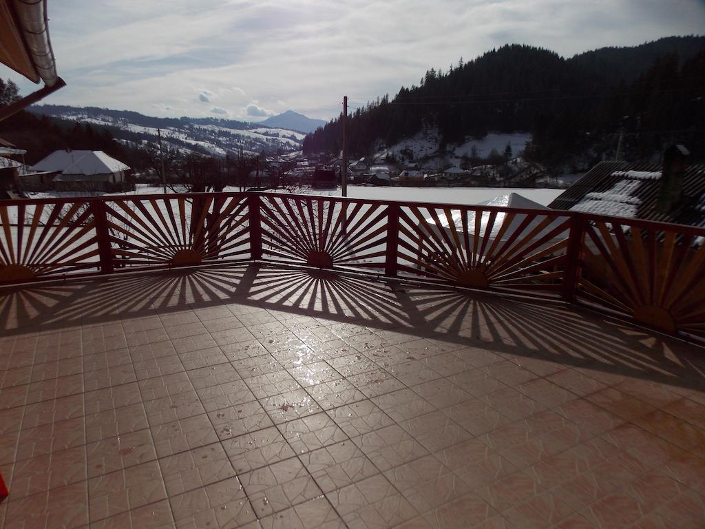Pensiunea Paradiso Poiana Teiului Экстерьер фото