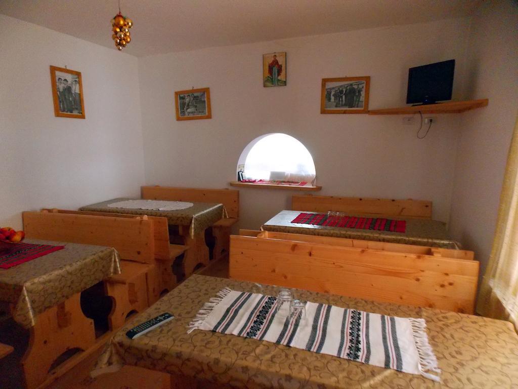 Pensiunea Paradiso Poiana Teiului Экстерьер фото